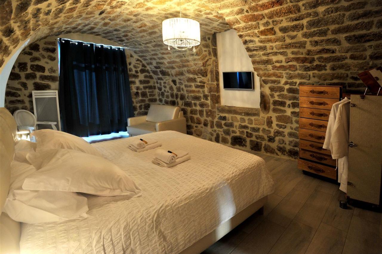 Chambre D'Hote Avec Jacuzzi Sanilhac  Esterno foto